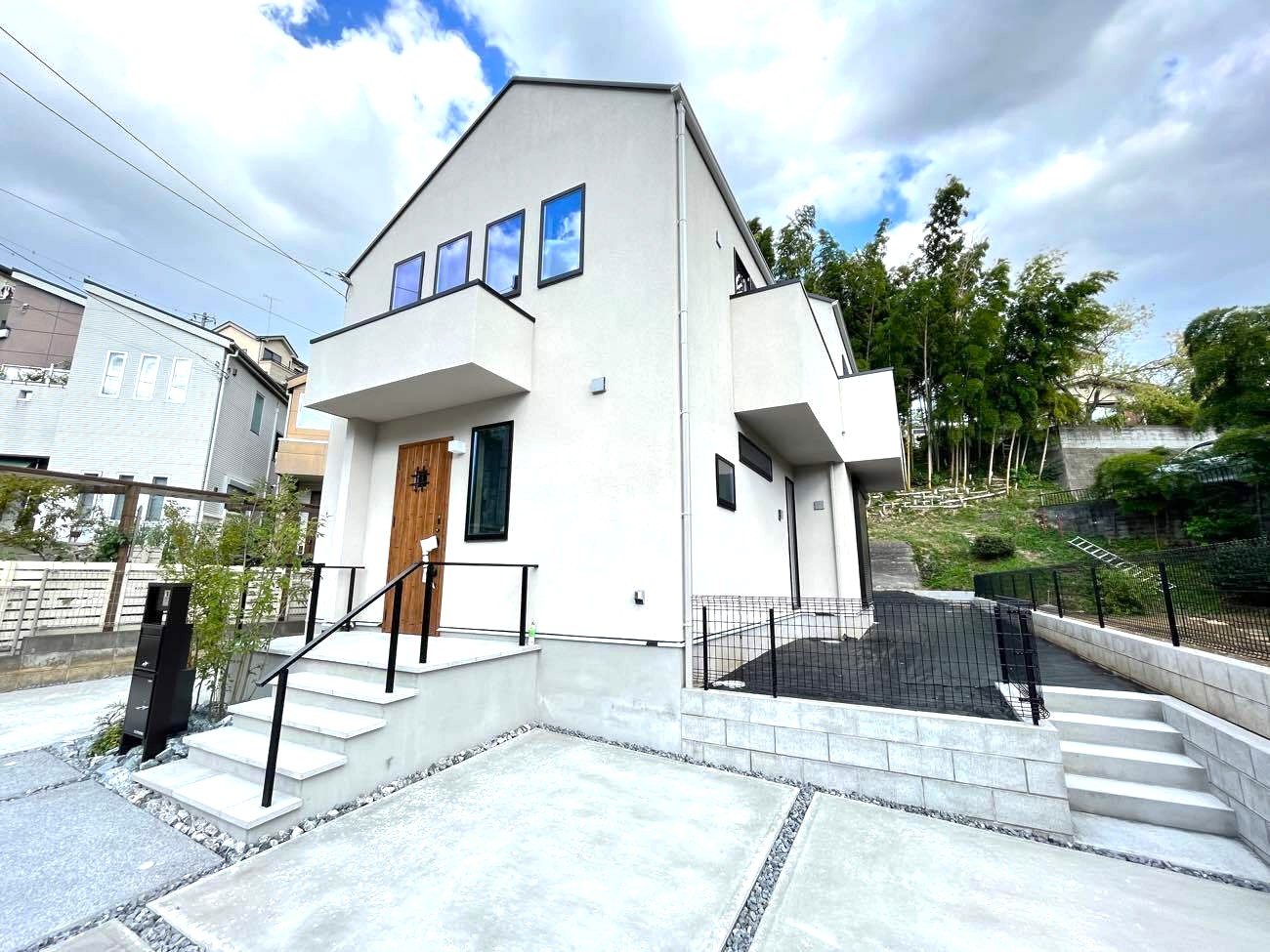 八王子市　新築戸建